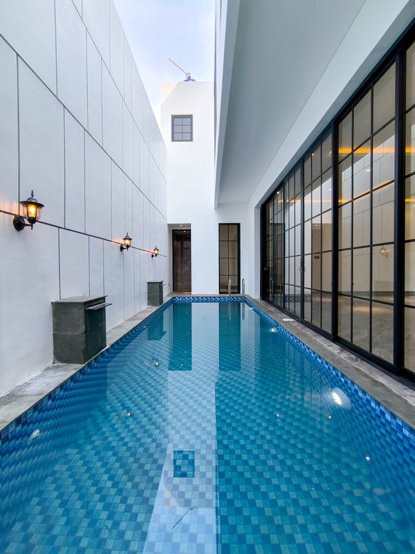 Rumah Mewah ,Ada kolam renang di Bintaro Jaya 9