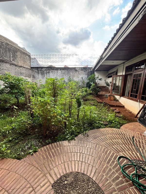 Rumah di Jual lokasi terbaik di Cempaka Putih Tengah Jakarta pusat