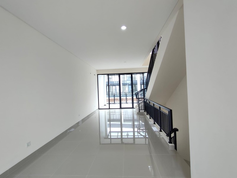 For Rent. Ruko 3 lantai di Hampton Avenue, Gading Serpong