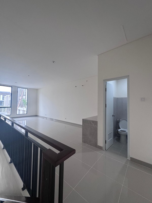 Hot Rent. Ruko brand new Ruka Verona Junction, Gading Serpong