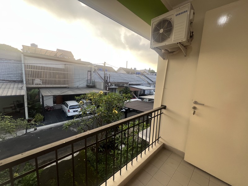 Best Price Rumah Siap Huni Terawaaat Istana Regency Sudirman