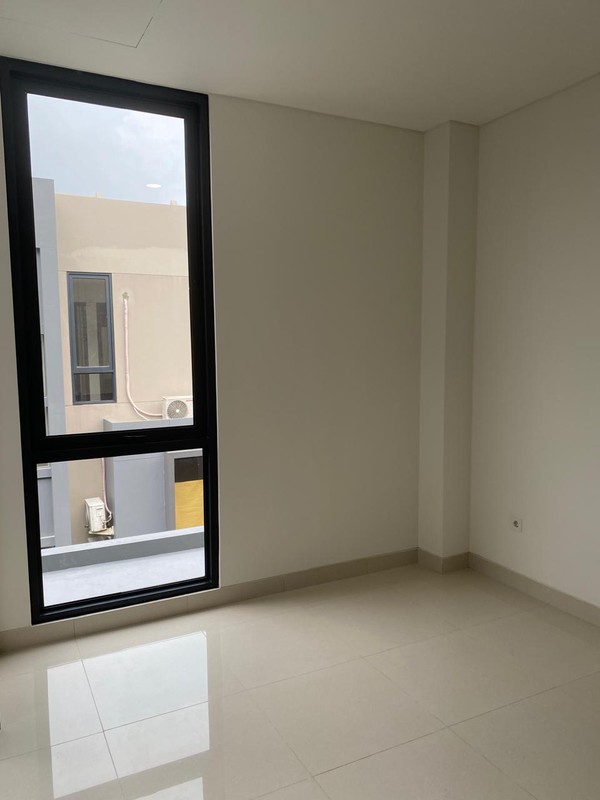 Fast Rent. Ruko mewah Delrey Business Townhouse, BSD City