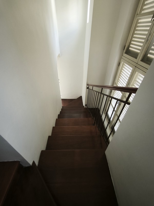 Dijual Hunian Nyaman untuk Keluarga Modern di Kemang Barat - Jakarta Selatan