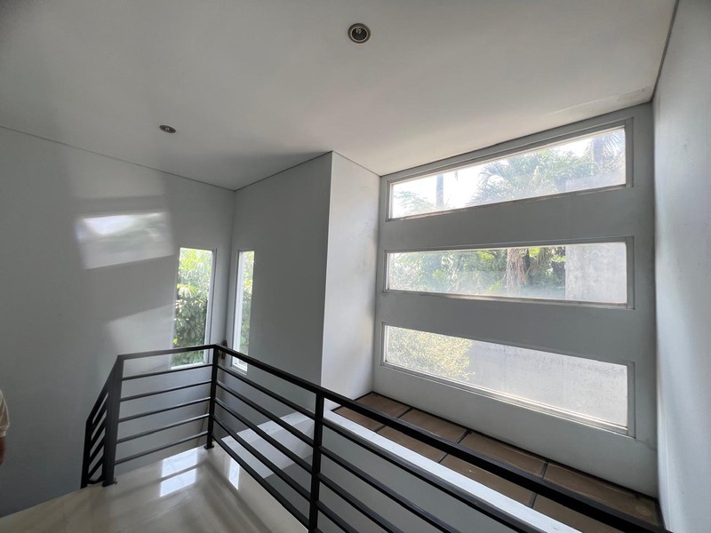 Rumah Bagus Di Kucica Bintaro Jaya Sektor 9