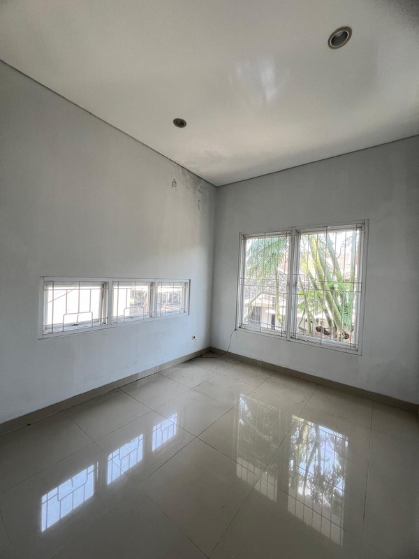 Rumah Bagus Di Kucica Bintaro Jaya Sektor 9