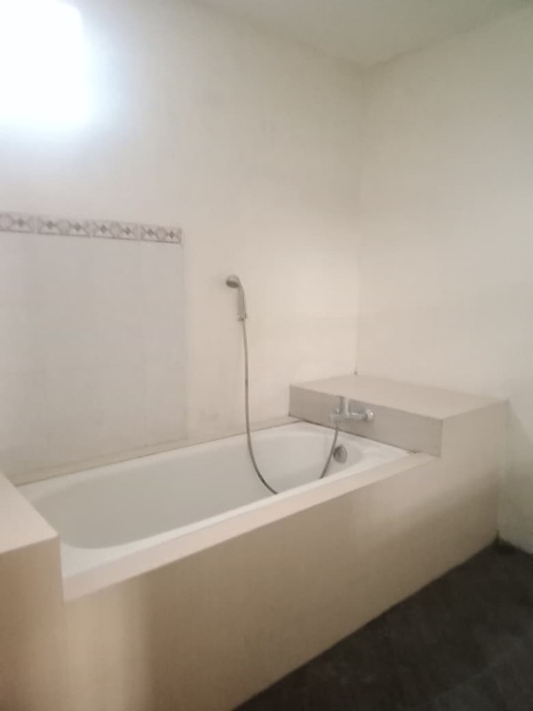 Disewakan Ruko Strategis 2 Lantai Siap Pakai di Tegalrejo, Yogyakarta