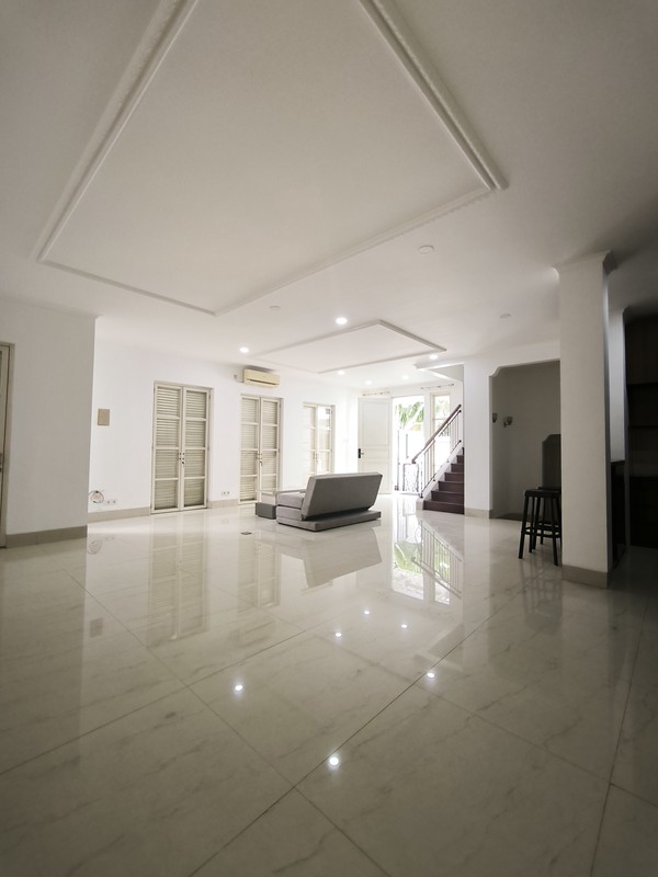 Townhouse Eksklusif di Kawasan Premium Kemang