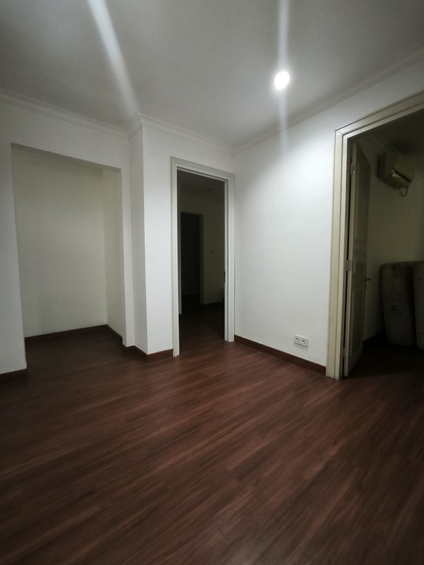 Hunian Nyaman untuk Keluarga Modern di Kemang - Disewakan!