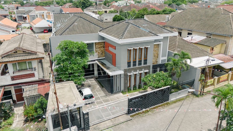 Jual/Sewa Rumah Mewah Eksklusif 2 Lantai, Lokasi Strategis di Nandan Sleman