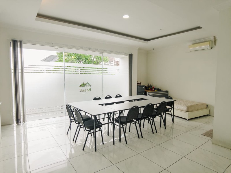 Jual/Sewa Rumah Mewah Eksklusif 2 Lantai, Lokasi Strategis di Nandan Sleman