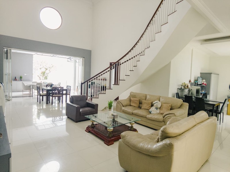 Jual/Sewa Rumah Mewah Eksklusif 2 Lantai, Lokasi Strategis di Nandan Sleman