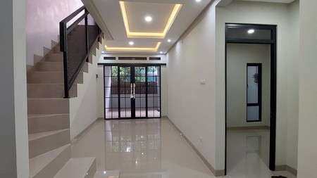 Rumah Cantik Siap Huni dengan Hunian Nyaman dan Asri @Pinang, Tangerang