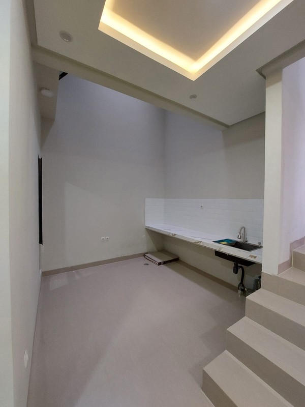 Rumah Cantik Siap Huni dengan Hunian Nyaman dan Asri @Pinang, Tangerang