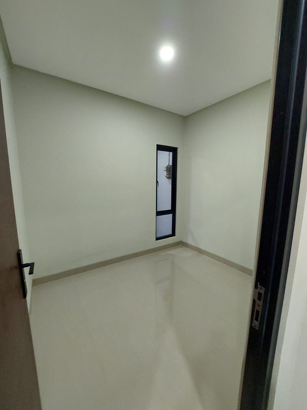 Rumah Cantik Siap Huni dengan Hunian Nyaman dan Asri @Pinang, Tangerang
