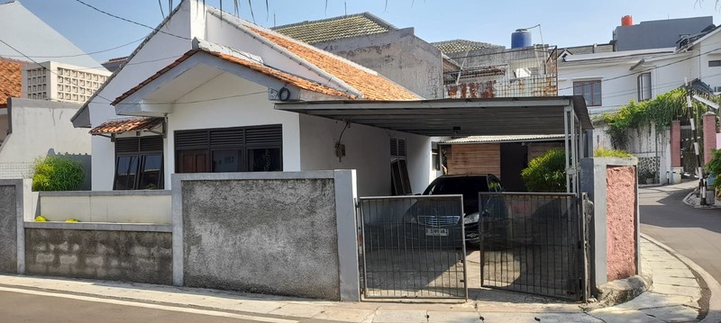  Jual Cepat rumah dalam perumahan Bintaro Area