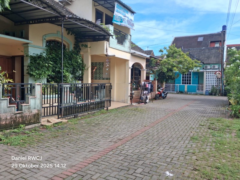 Investasi Cerdas, Rumah 2 Lantai, Lokasi Strategis Di Dalam Perum  Sidoarum, Godean - Sleman 