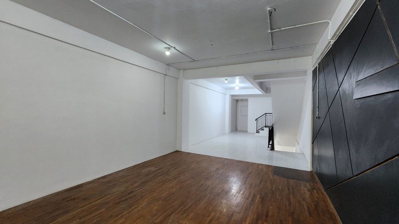 Disewakan Ruko Villa Bukit Mas (VBM RA) 0 Jln Raya Posisi Depan Feng Shui Bagus