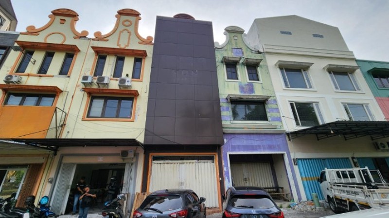 Disewakan Ruko Villa Bukit Mas (VBM RA) 0 Jln Raya Posisi Depan Feng Shui Bagus