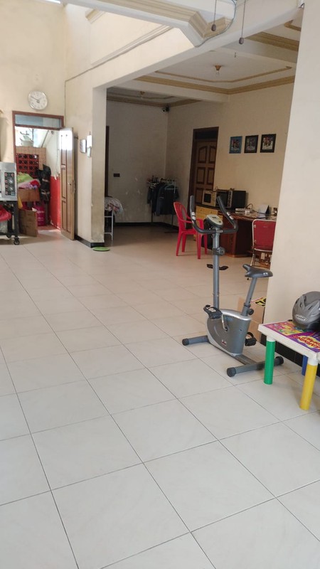 Dijual Rumah Darmo Permai Selatan Surabaya Barat - Cocok untuk Hunian atau Kantor