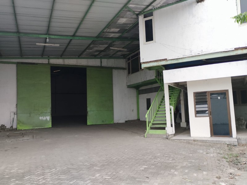 Di Sewa Gudang ( RENOVASI TOTAL)  MARGOMULYO PERMAI  SURABAYA BARAT
