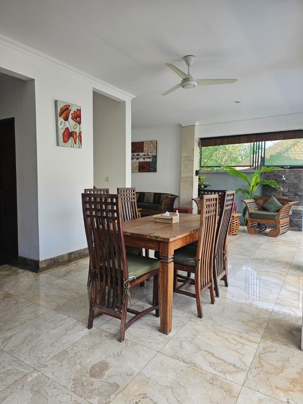 Disewakan villa hardy di seminyak, bali