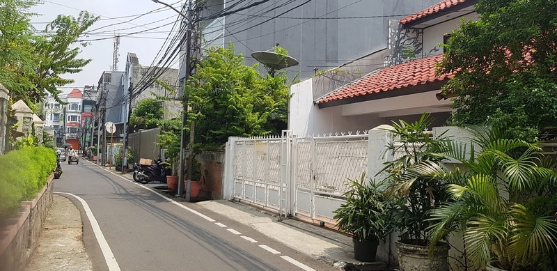 Dijual Rumah Luas & Nyaman di Petojo, Jakarta Pusat