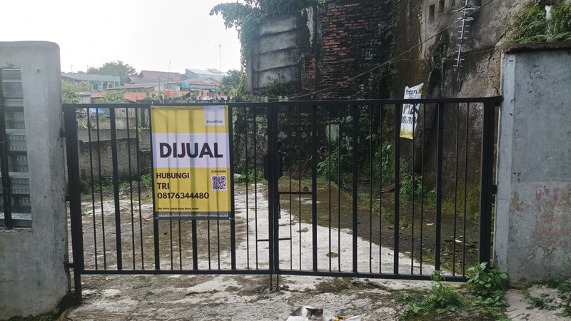 Dijual Lahan 401 m2 Strategis di Cilandak Barat ,  Cocok untuk Kost-Kostan. 