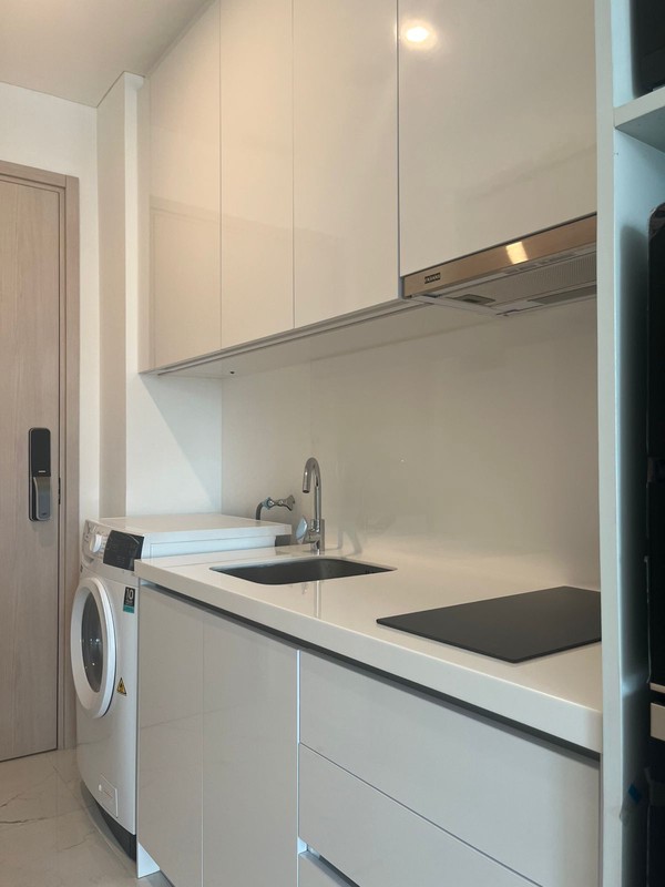 DIJUAL MURAH APARTEMEN SOUTH QUARTER (BRAND NEW, FULLY FURNISHED)