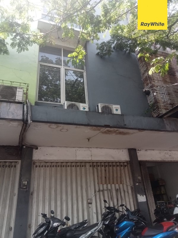 Disewakan Ruko Dijalan Kedung Cowek Surabaya