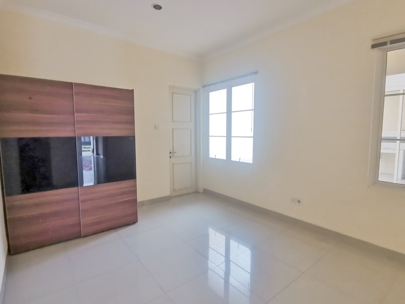 Rumah Mewah di Jl utama Lippo Cikarang dekat dengan sekolah Dian Harapan, Tunas Bangsa,Caris Global,  Kawasan EJIP, Delta Silicon, Jababeka