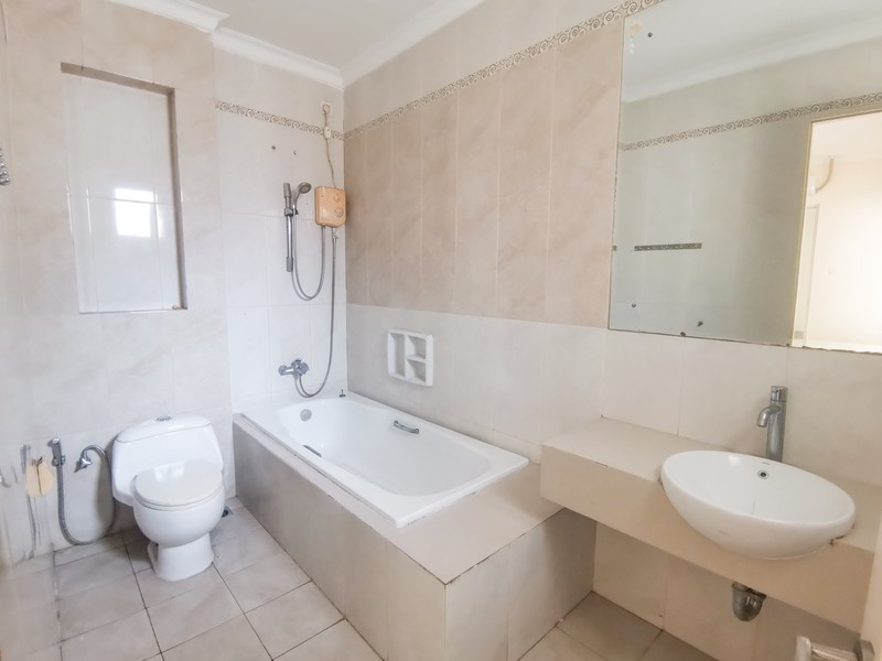 Rumah Mewah di Jl utama Lippo Cikarang dekat dengan sekolah Dian Harapan, Tunas Bangsa,Caris Global,  Kawasan EJIP, Delta Silicon, Jababeka