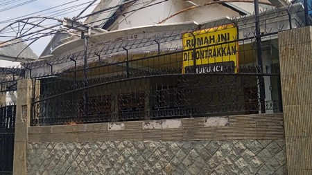 Disewa  Rumah Jalan Asem Jajar Bubutan Surabaya