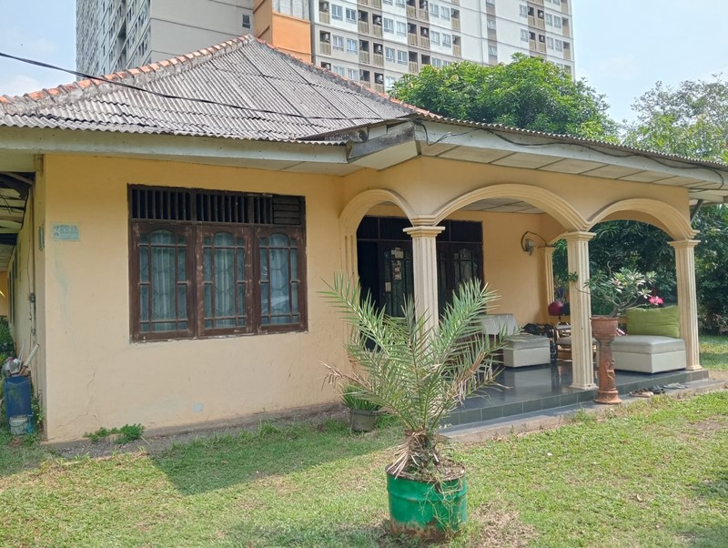 Rumah Kebun, 500m ke Jalan Raya Bogor, Cocok Untuk Usaha Rumahan, Strategis, NEGO