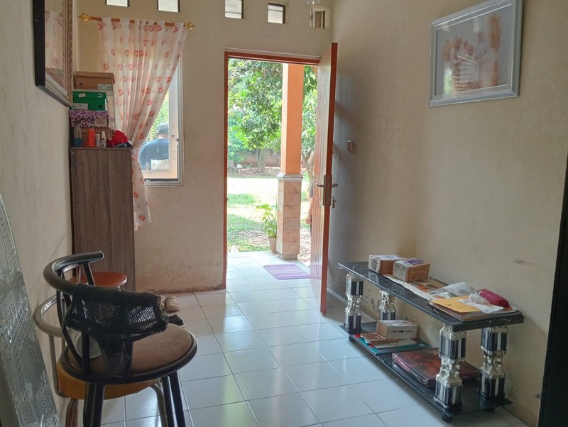 Rumah Kebun, 500m ke Jalan Raya Bogor, Cocok Untuk Usaha Rumahan, Strategis, NEGO