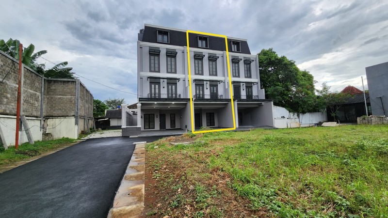 Rumah Mewah Siap Huni Marba Residence Kav. C2 di Jl. Buncit Raya Jaksel