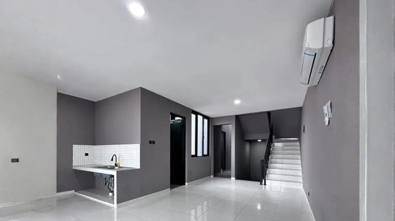 Rumah 4 Lantai Tebet Barat Dalam Jakarta Selatan - Cocok Hunian & Usaha