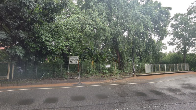 Kavling/ Tanah Pinggir Jalan Raya Strategis di Bintaro Permai Raya 1033m2 - Cocok untuk Usaha Komersial!