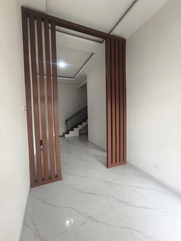 Dijual Rumah Baru Ketintang Madya Surabaya Selatan - Bangunan Premium Siap Huni