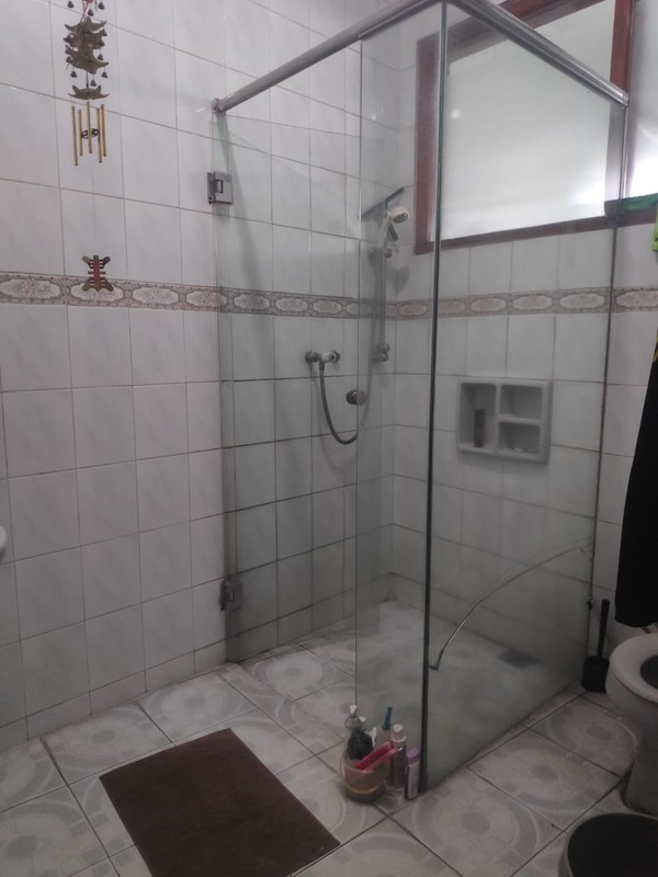 Dijual Rumah 2 lantai  Kircon Sayap Ahmad Yani