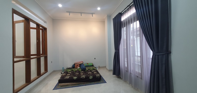 Rumah Baru Siap Pakai untuk Pasangan Muda di tengah Kota Bandung