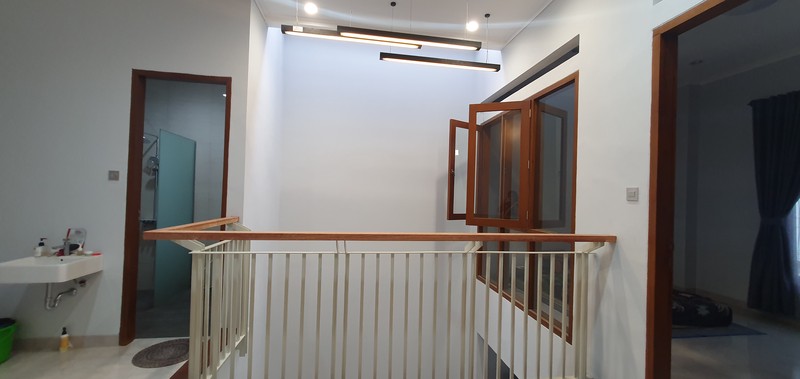 Rumah Baru Siap Pakai untuk Pasangan Muda di tengah Kota Bandung