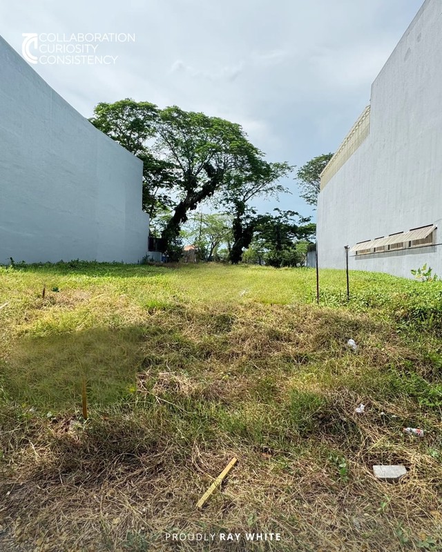 Jual Tanah Citraland Surabaya Bukit Golf View Golf - Kavling Premium Raya Bukit Golf Lokasi Strategis Dekat Pakuwon, Dekat Tol Tandes Lokasi Premium & Investasi Tinggi