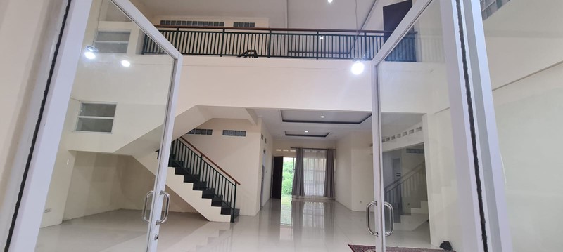 Dijual Rumah Setraduta Hegar Mainroad