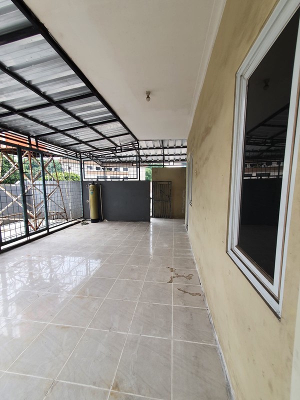 Investasi Emas : Rumah Kost Aktif di Lokasi Paling Dicari, Radio Dalam!