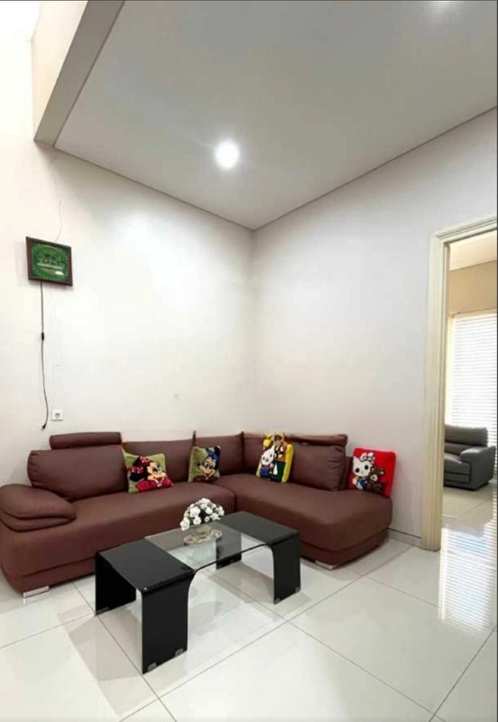 MURAH LUAS 240 m2 Dijual Rumah Citraland Somerset - Golf Avenue Surabaya Barat - Modern 2 Lantai Dekat Uc, Hokky Buah, Ciputra Hospital