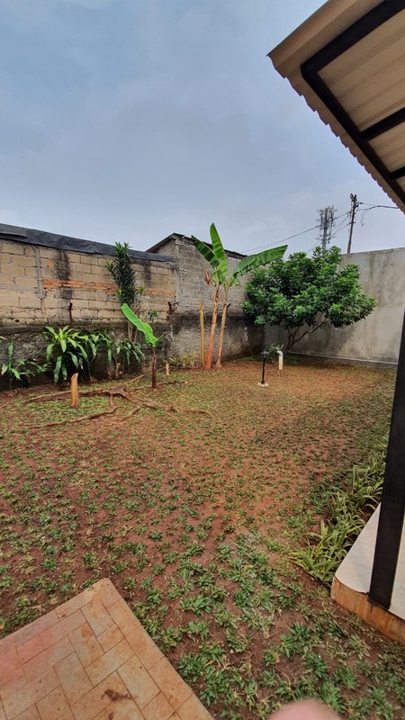 Dijual Rumah Asri di Bintaro Permai III, Jakarta Selatan - Cocok untuk Hunian, Kantor, atau Rumah Kost