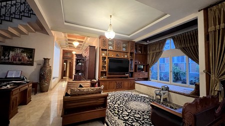 Rumah Mewah Disewakan di Gegerkalong Sayap Setiabudi Bandung Kota