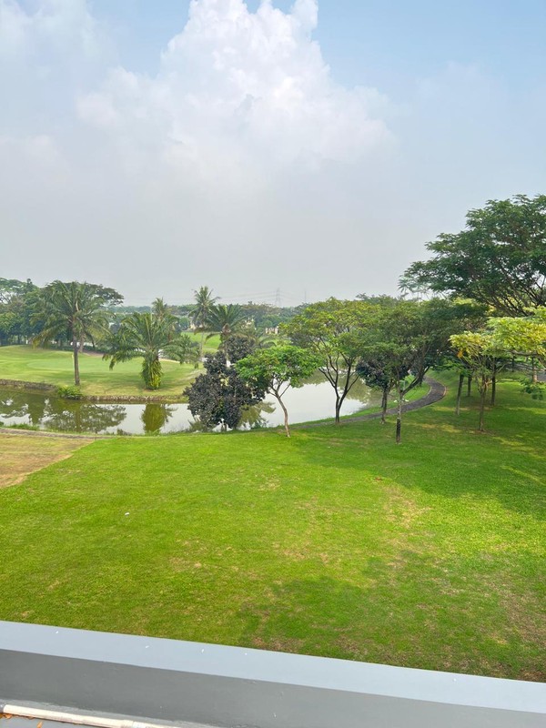 Rumah Cantik Bagus Siap Huni 2 Lantai dengan KT 5+2 KM 5+1 Hunian Nyaman dekat Kedaton Golf