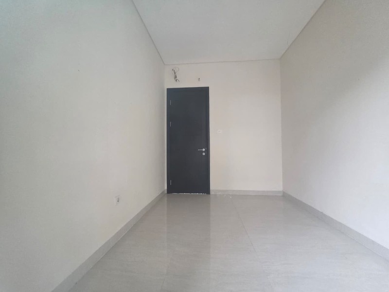 Rumah Bagus di Dalam Cluster dengan kondisi Terawat Baik dan Siap Huni @Cimanggis, Depok