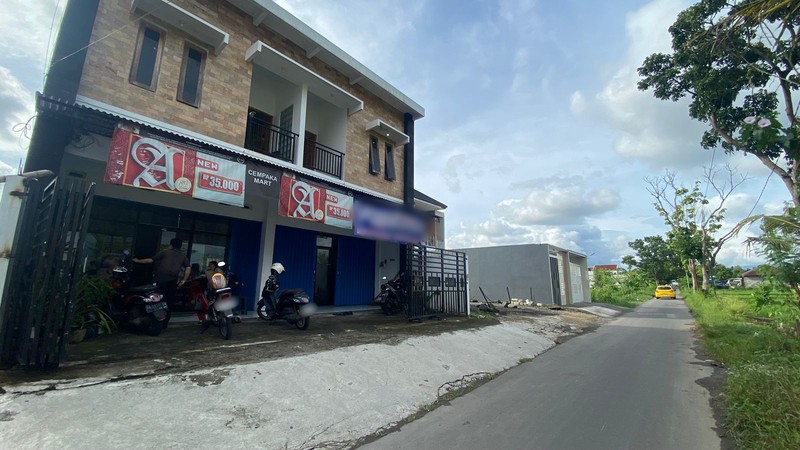 Cocok untuk Bisnis Anda, Ruko 2 Lantai Siap Disewa di  Nusupan, Trihanggo, Gamping, Sleman